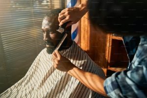 Kenyan Barber Turns Hair into Art